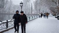 Iran’s Tabriz sees autumn off with first snow