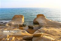Iran Mokassar beach imposes boulders
